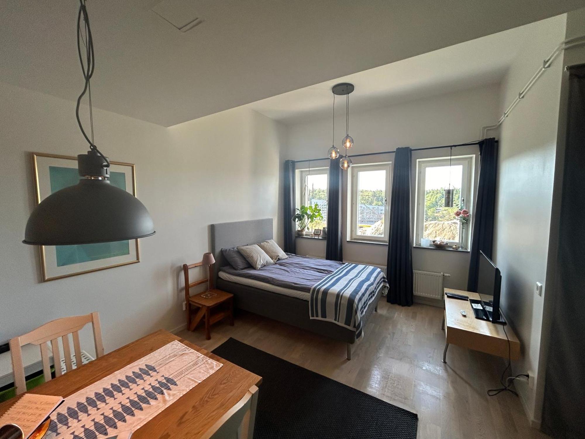 Newly Built Bright Apartment, Close To Everything If You Want To Visit Stockholm, You Will Find The Perfect Accommodation Here! Ferry Line 80 Makes It Very Convenient And Easy To Get To The City Center Nacka Exteriör bild